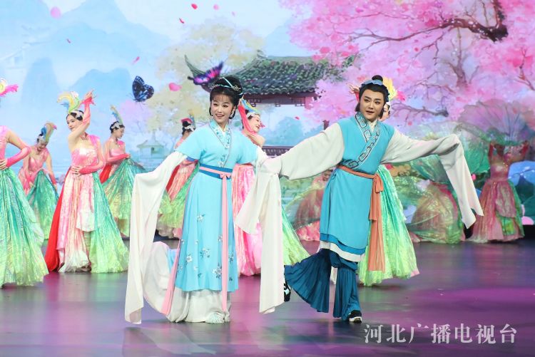 七夕情定《中华有好戏》 戏韵唱响浪漫中国节