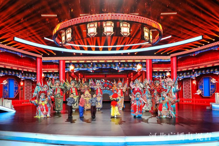 七夕情定《中华有好戏》 戏韵唱响浪漫中国节